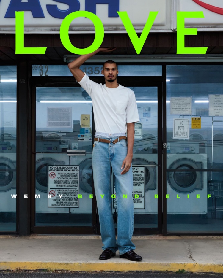 2026世界杯官网-造型如何？文班为时尚摄影杂志《LOVE Magazine》拍摄写真